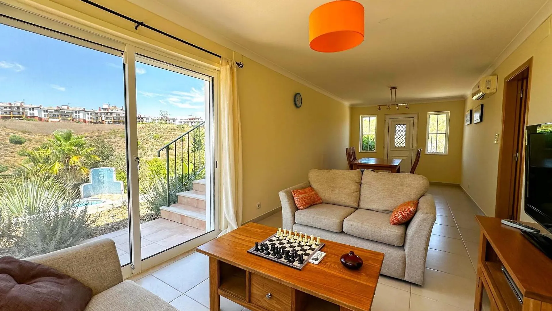 Villa Nosredna 5 Bedroom & Pool Les01 Ayamonte