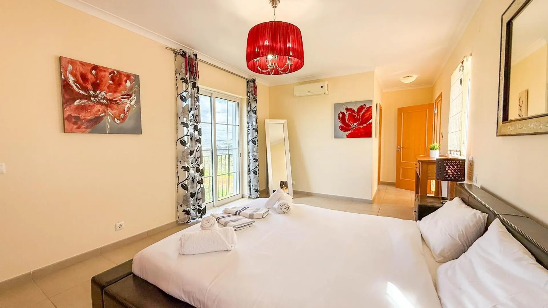 Villa Nosredna 5 Bedroom & Pool Les01 Ayamonte