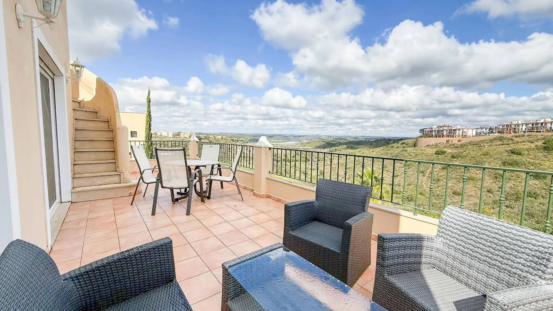 Villa Nosredna 5 Bedroom & Pool Les01 Ayamonte